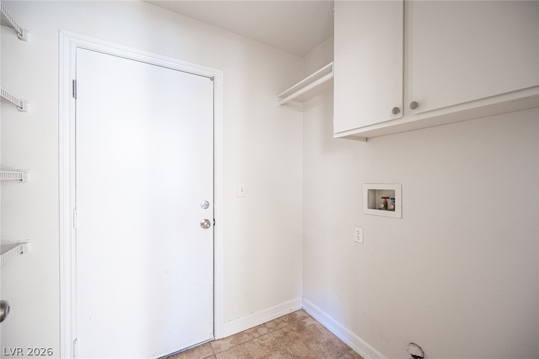 8125 Dolphin Landing Drive Property Photo 36