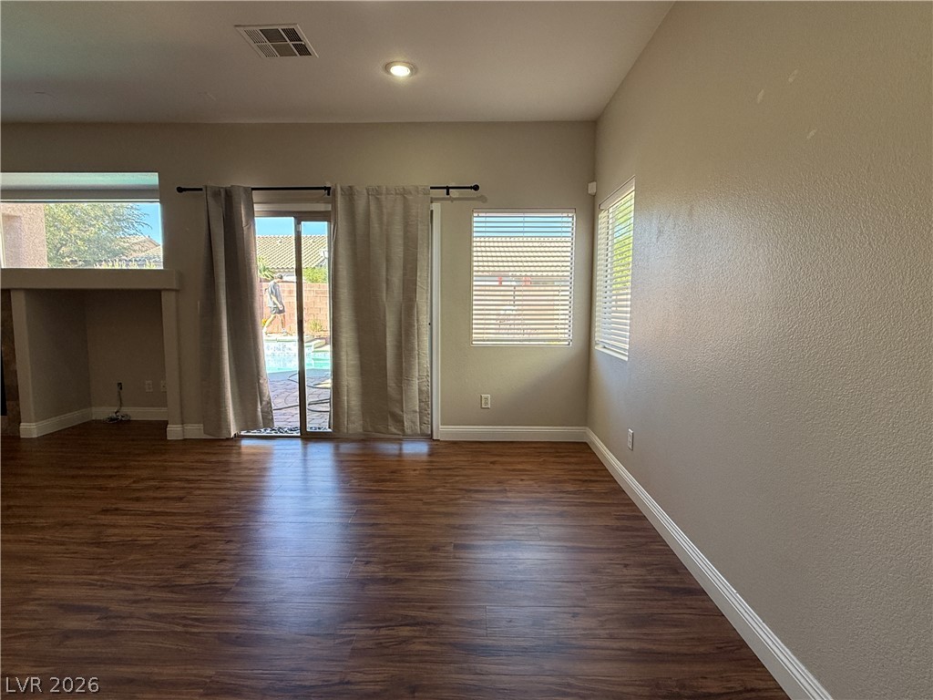 5934 Terra Grande Avenue Property Photo 7