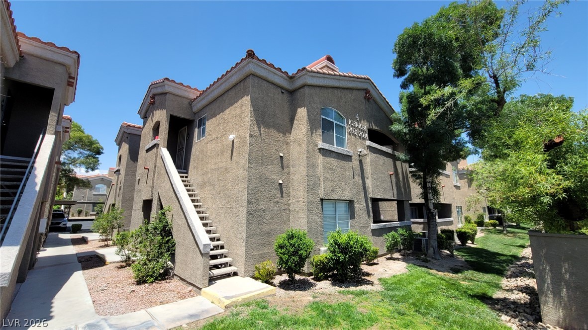 5525 West Flamingo Road 2033 Property Photo 1