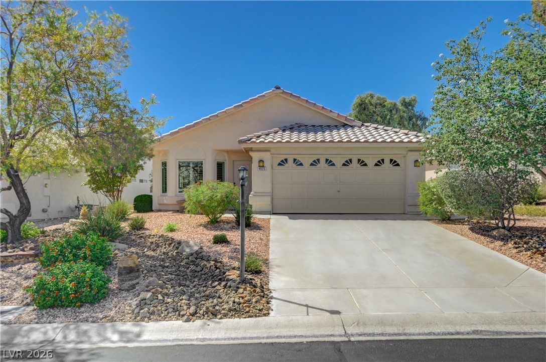 4925 Cedar Lawn Way Property Photo 1