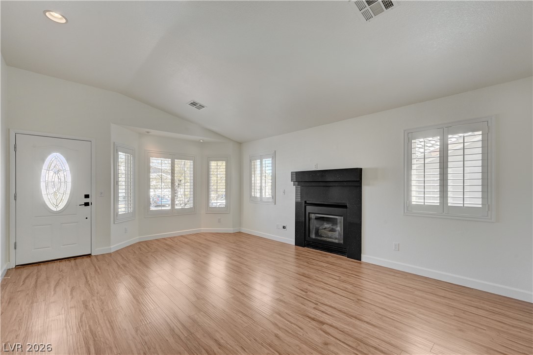4925 Cedar Lawn Way Property Photo 6
