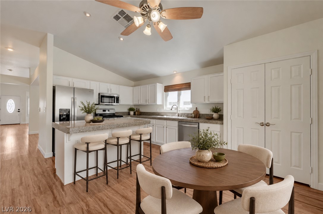 4925 Cedar Lawn Way Property Photo 10