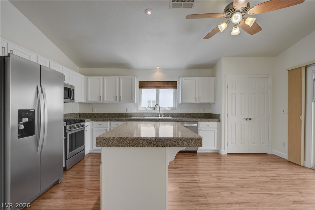 4925 Cedar Lawn Way Property Photo 13