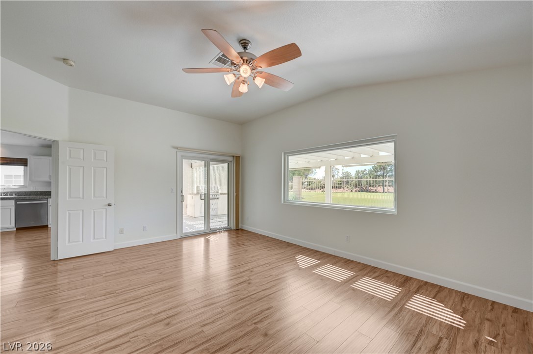 4925 Cedar Lawn Way Property Photo 20