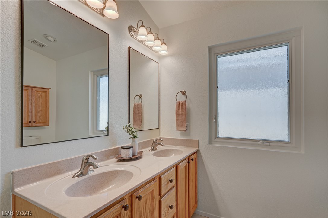 4925 Cedar Lawn Way Property Photo 23