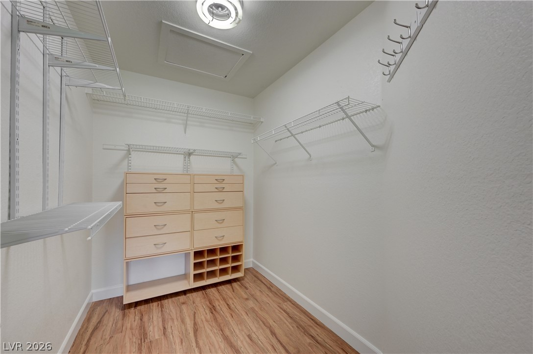 4925 Cedar Lawn Way Property Photo 26