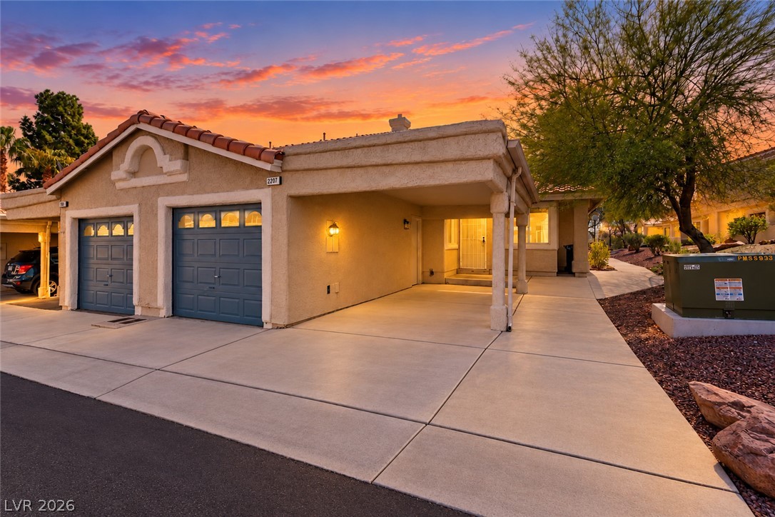 2207 Camel Mesa Drive Property Photo 1