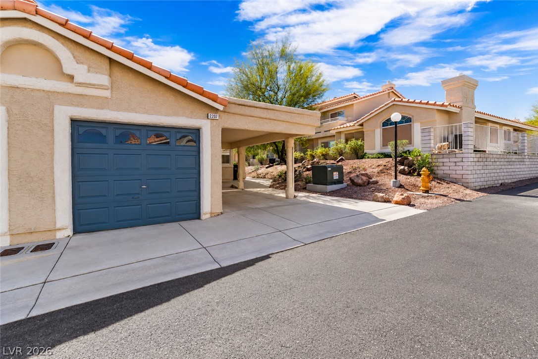 2207 Camel Mesa Drive Property Photo 3