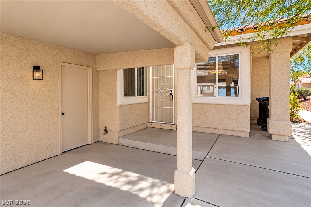 2207 Camel Mesa Drive Property Photo 5