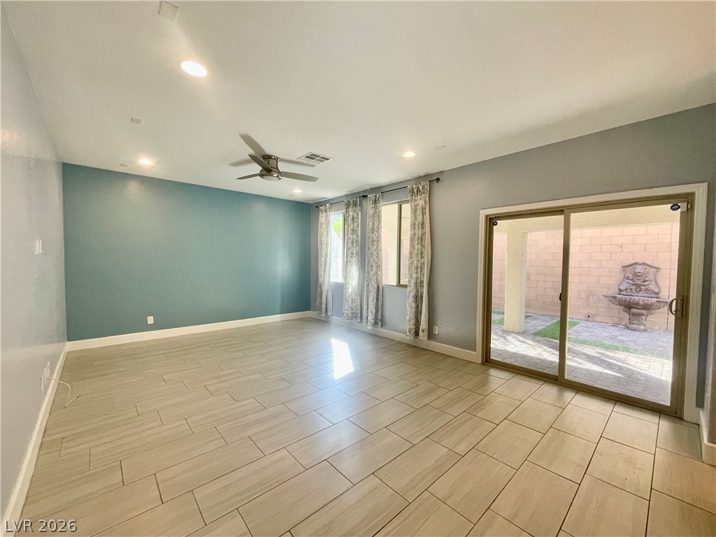 8971 Whitten Park Avenue Property Photo 15