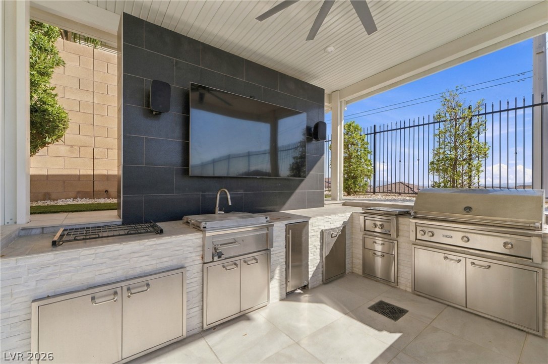 11248 Rebel Dome Court Property Photo 35