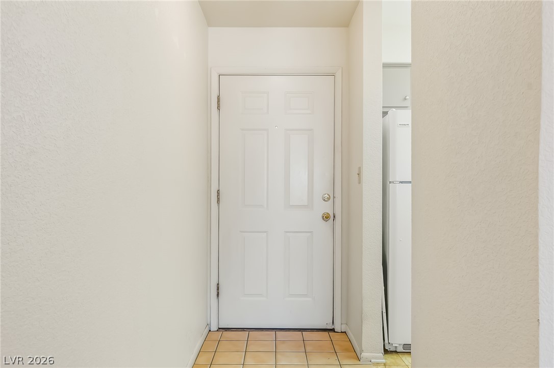 2036 Mesquite Lane 303 Property Photo 3