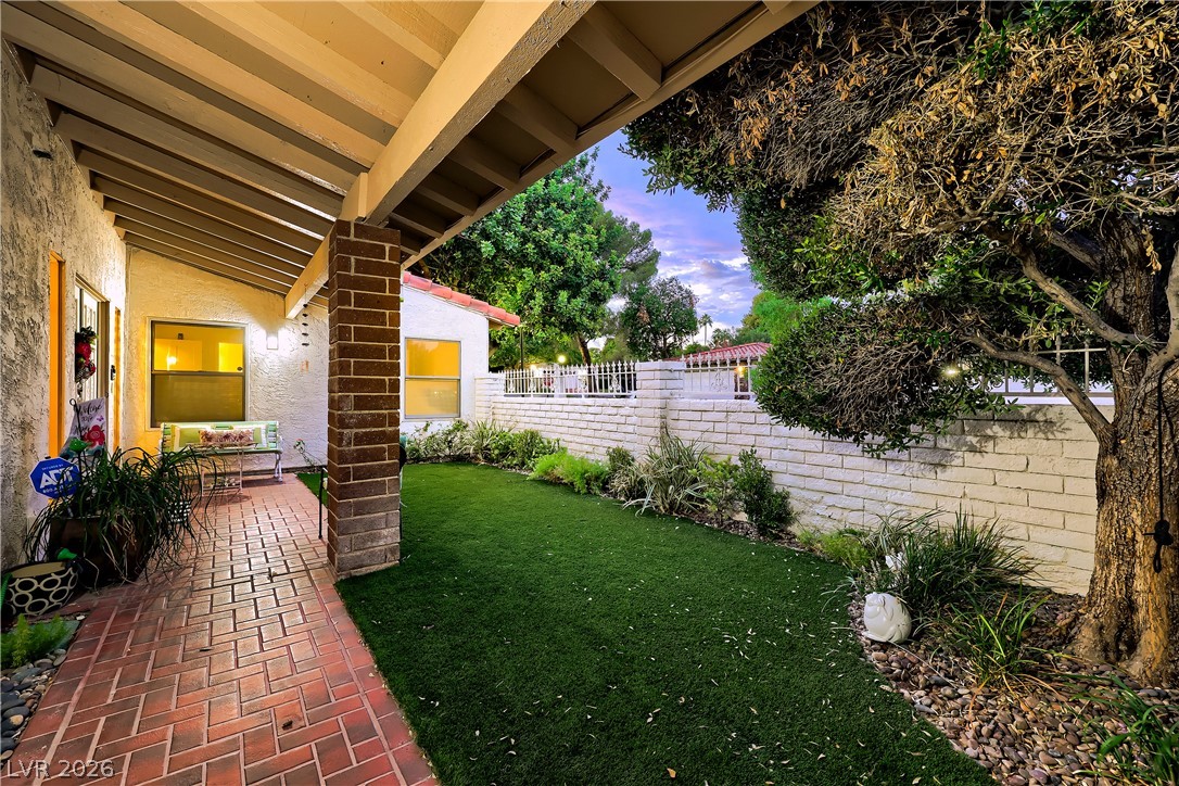 2200 Plaza Del Puerto Property Photo 2