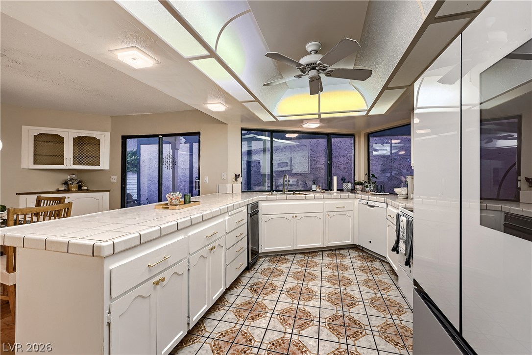 2200 Plaza Del Puerto Property Photo 12