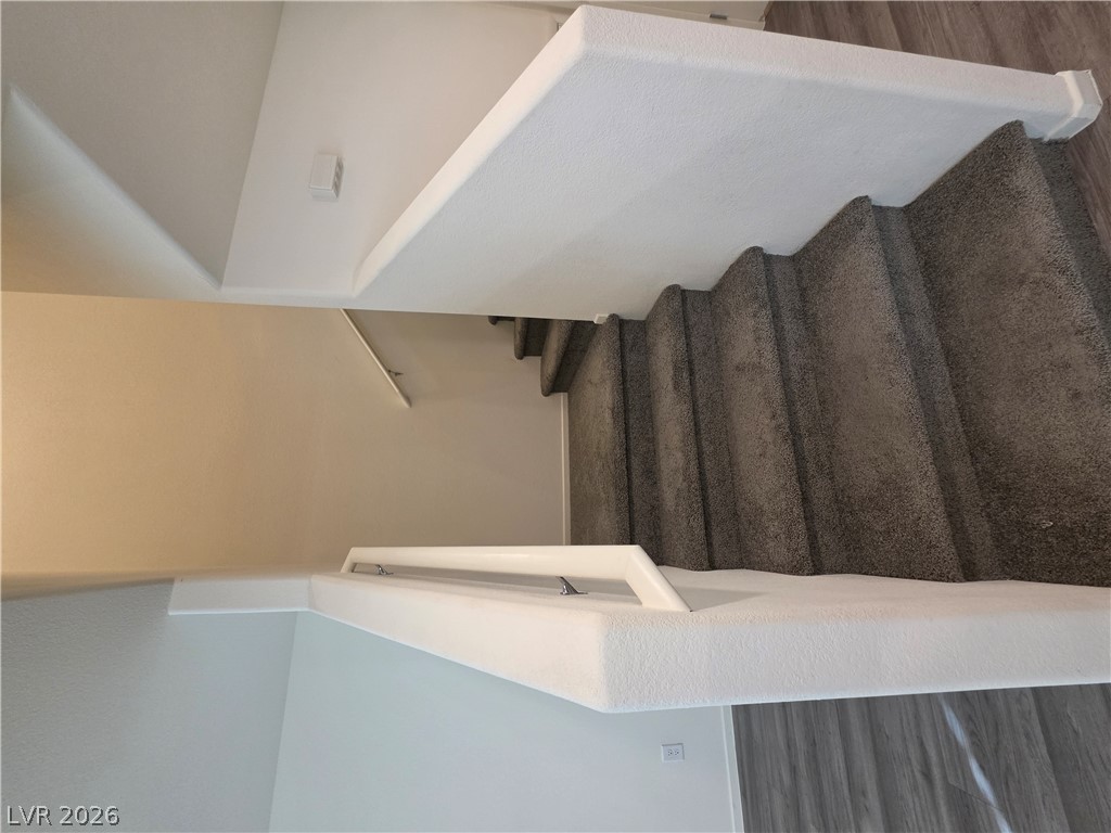 6037 Amaryllis Falls Street Property Photo 12