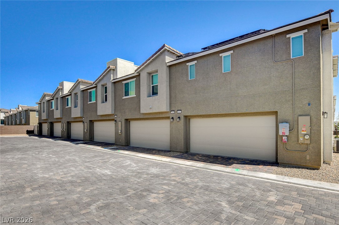 6819 Dark Gunmetal Court Property Photo 63