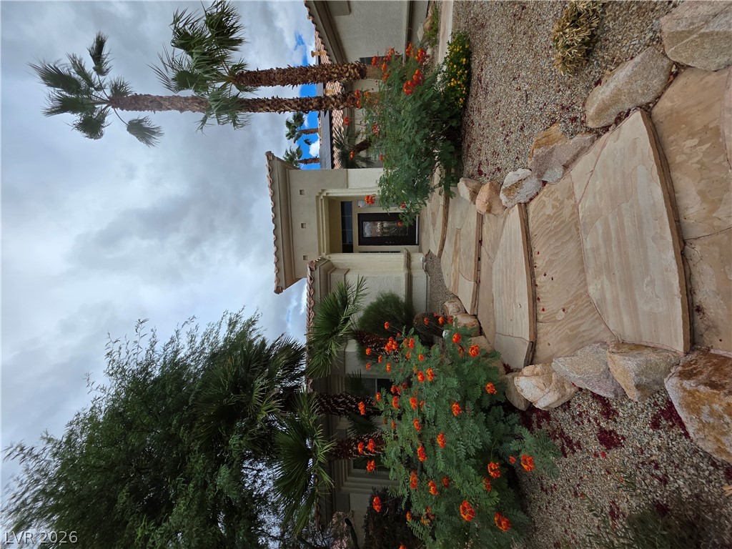 7430 Bisonwood Avenue Property Photo 2