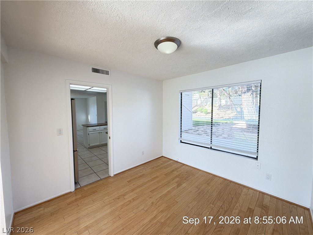 2817 Crystal Cove Property Photo 9