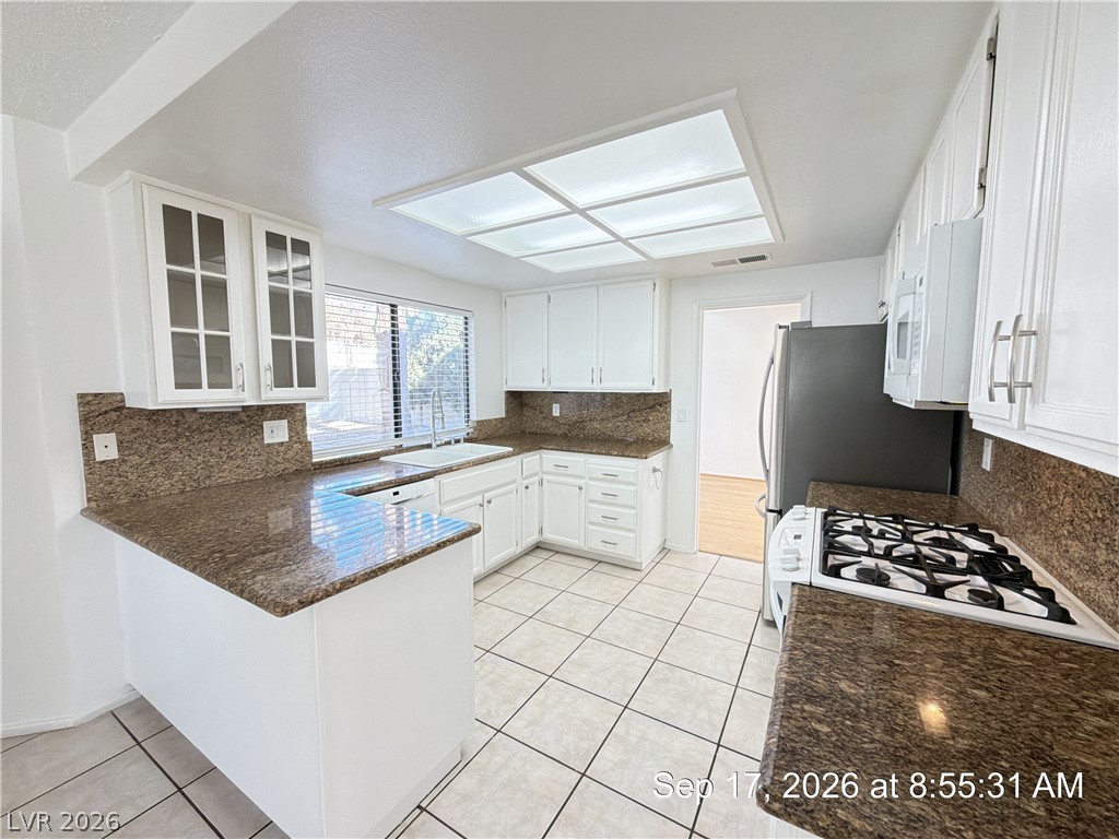 2817 Crystal Cove Property Photo 11