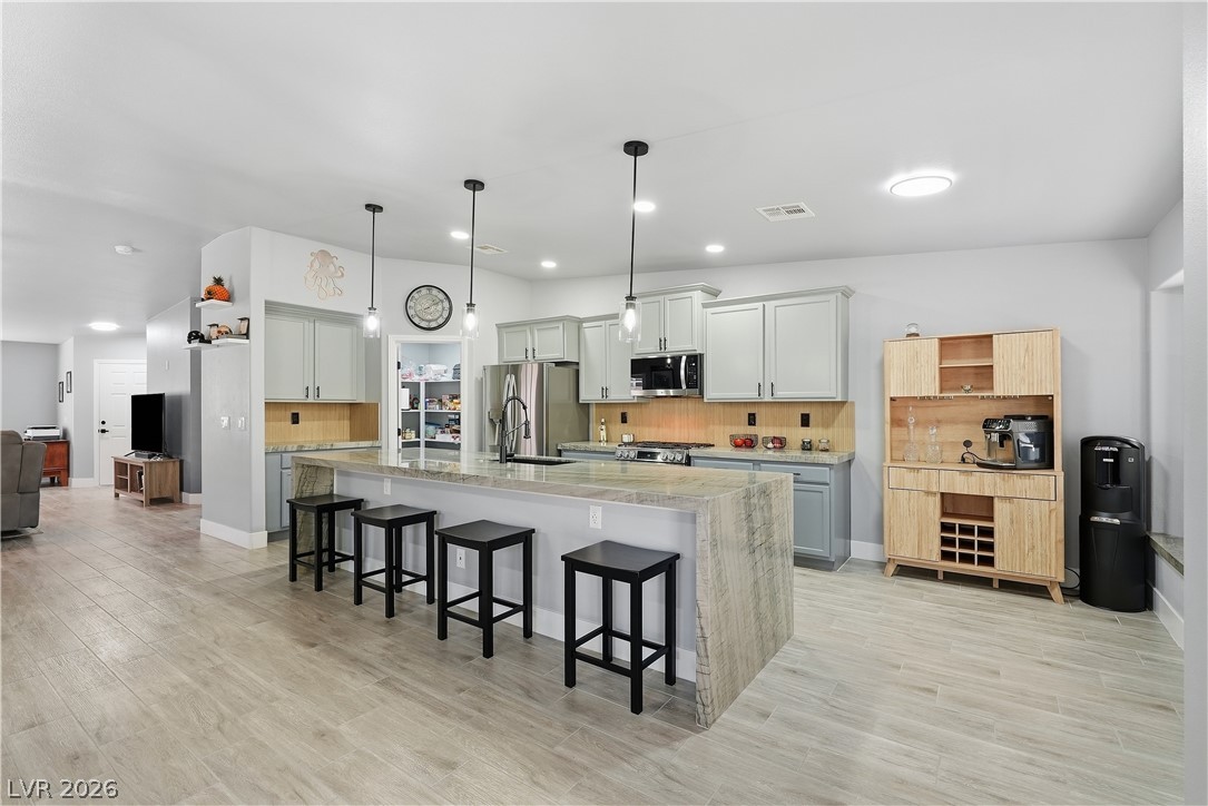 8018 Rushmore Avenue Property Photo 11