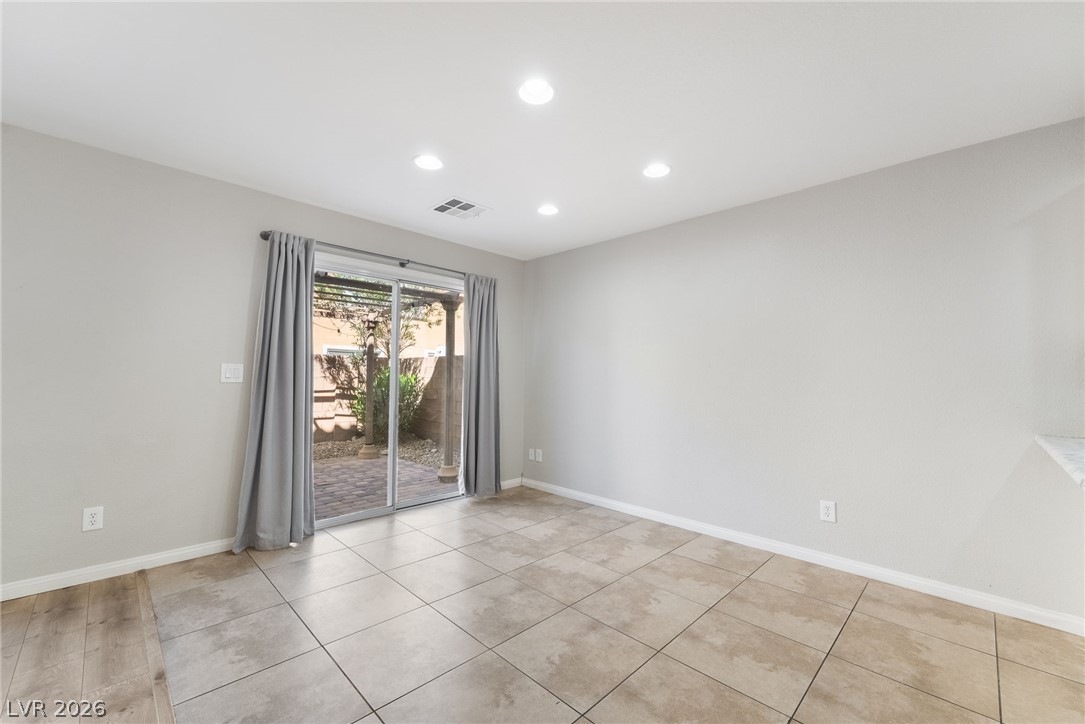 7954 Carmel Heights Avenue Property Photo 10