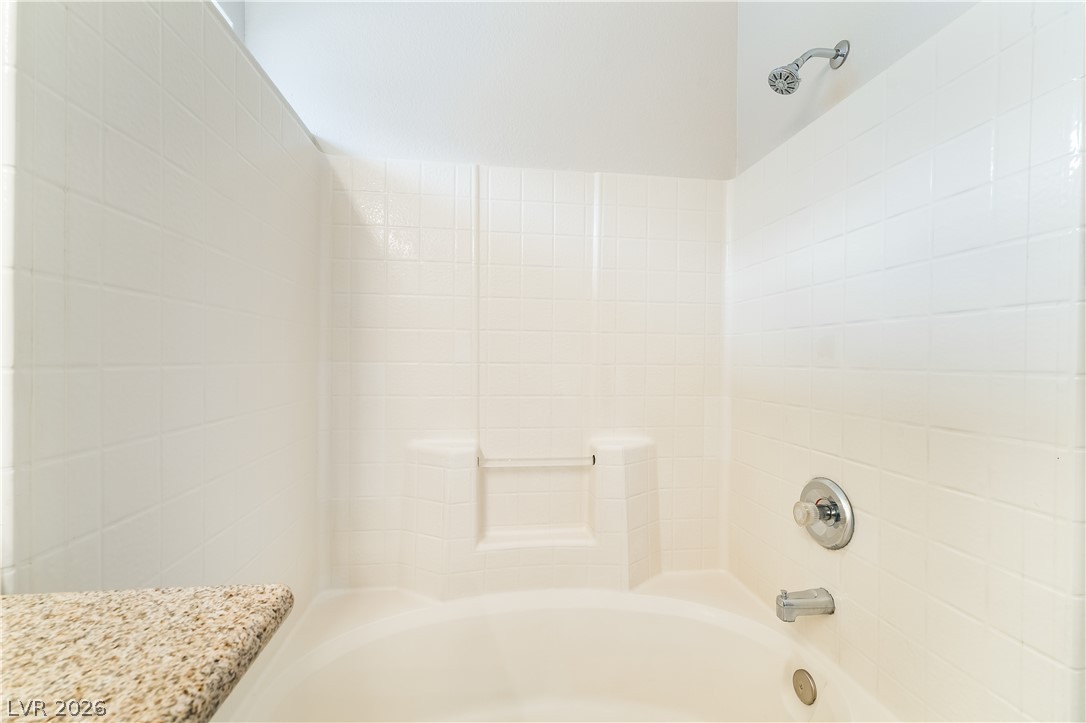 658 Emerald City Avenue Property Photo 26