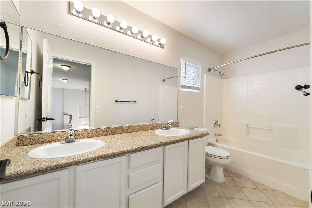 658 Emerald City Avenue Property Photo 28