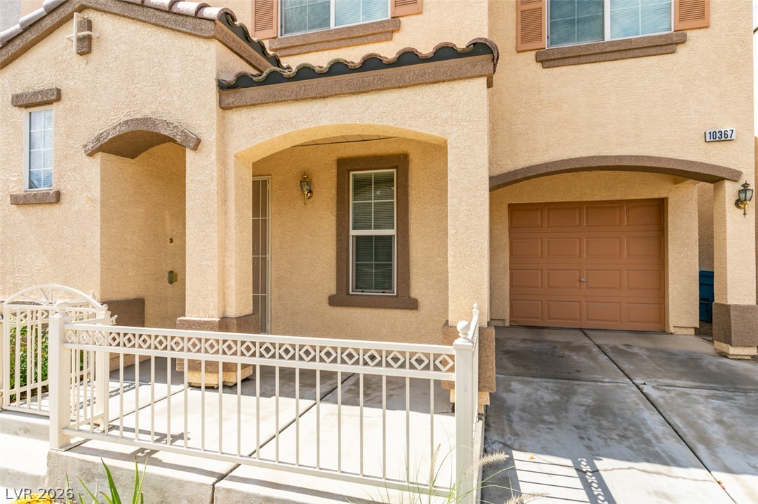 10367 Lettuce Leaf Street Property Photo 5