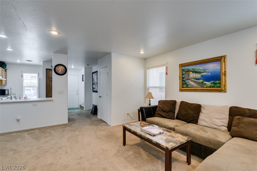10367 Lettuce Leaf Street Property Photo 16