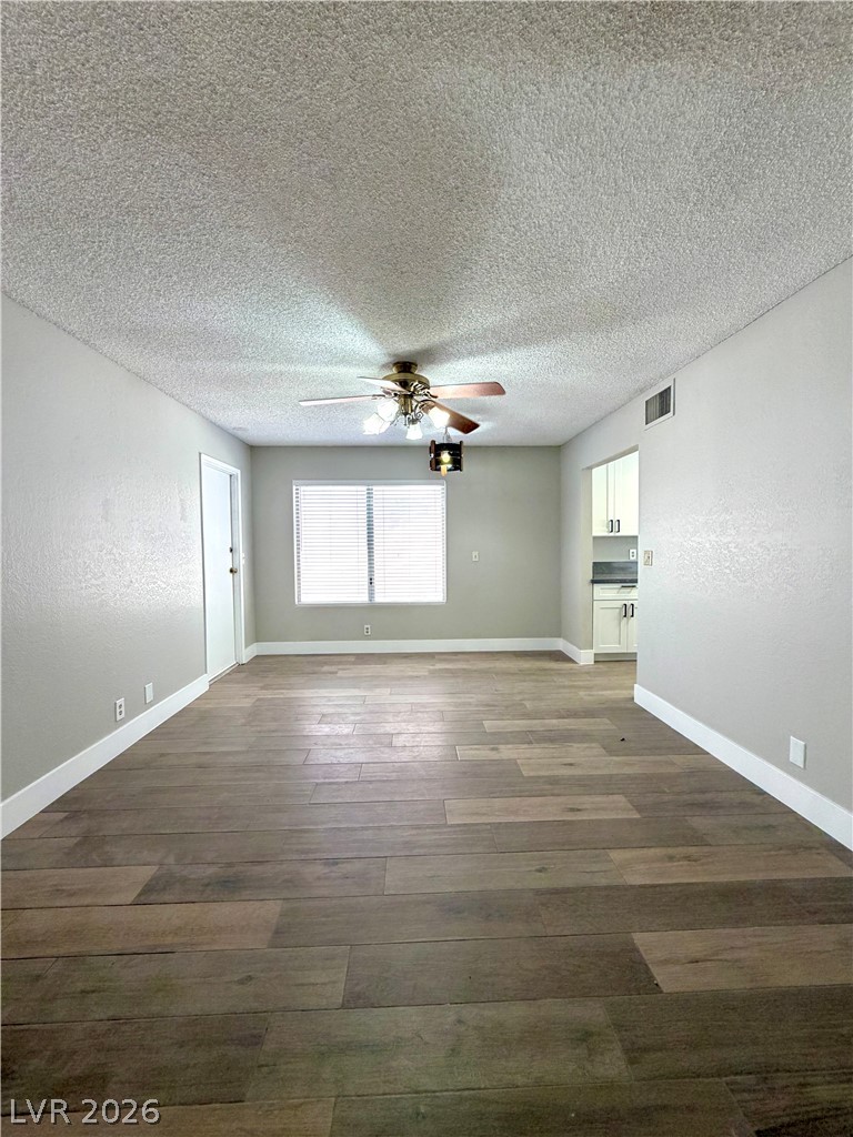 6950 Wedgewood Way 0 Property Photo 8