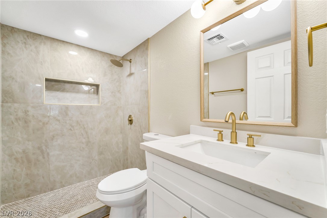 601 Cabrillo Circle 431 Property Photo 11