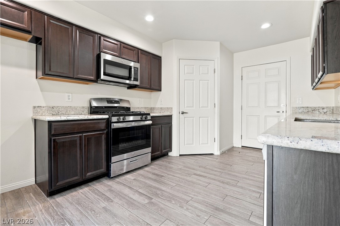 2851 China Cove Street Property Photo 12