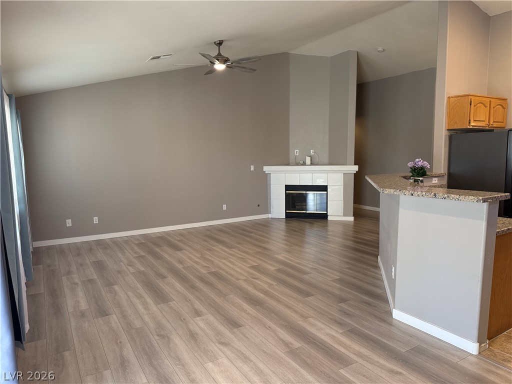 2427 White Sails Court Property Photo 8
