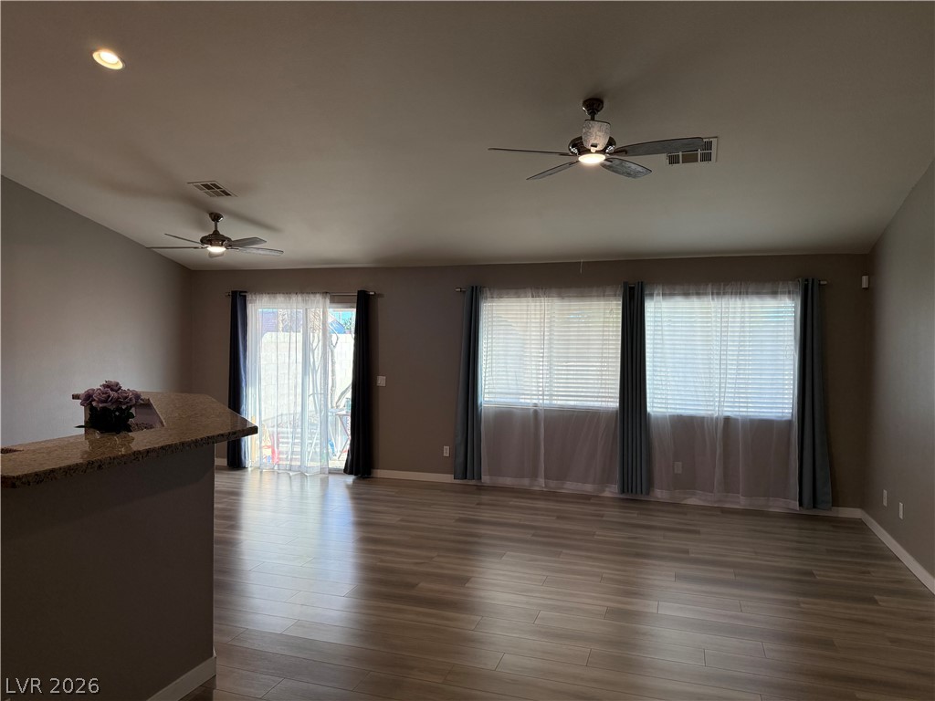 2427 White Sails Court Property Photo 10