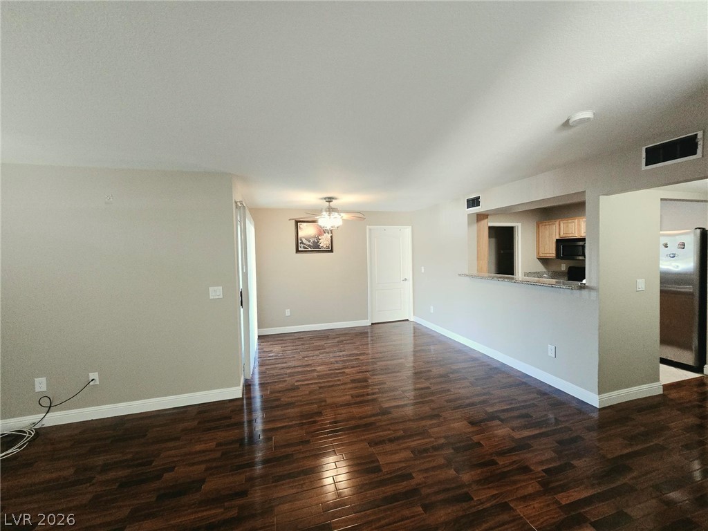 5055 West Hacienda Avenue 1055 Property Photo 4