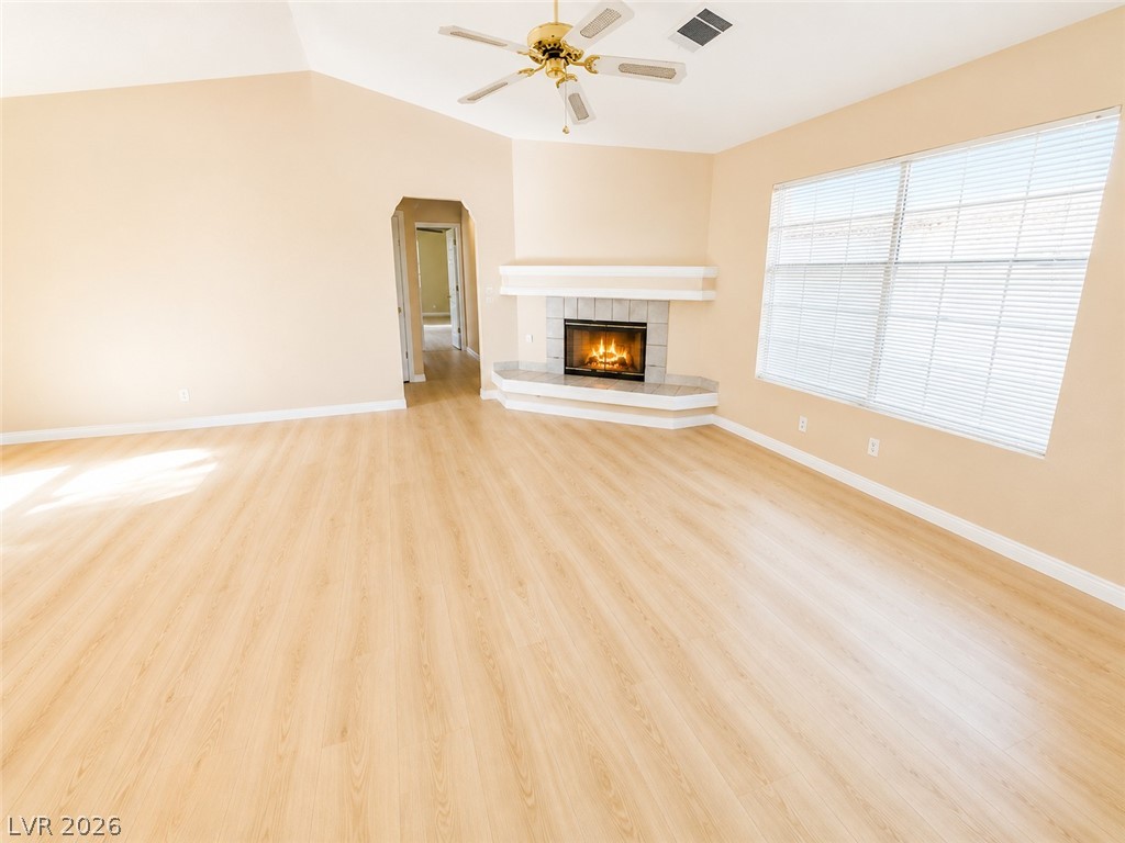 1417 Santa Margarita Street G Property Photo 10