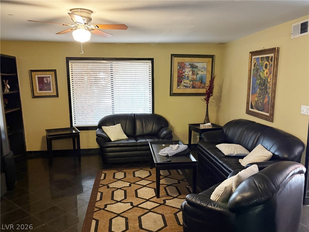3167 El Cedro Circle Property Photo 4