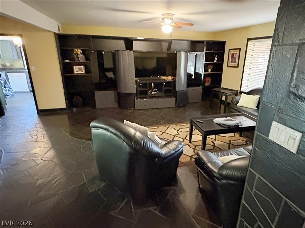 3167 El Cedro Circle Property Photo 18