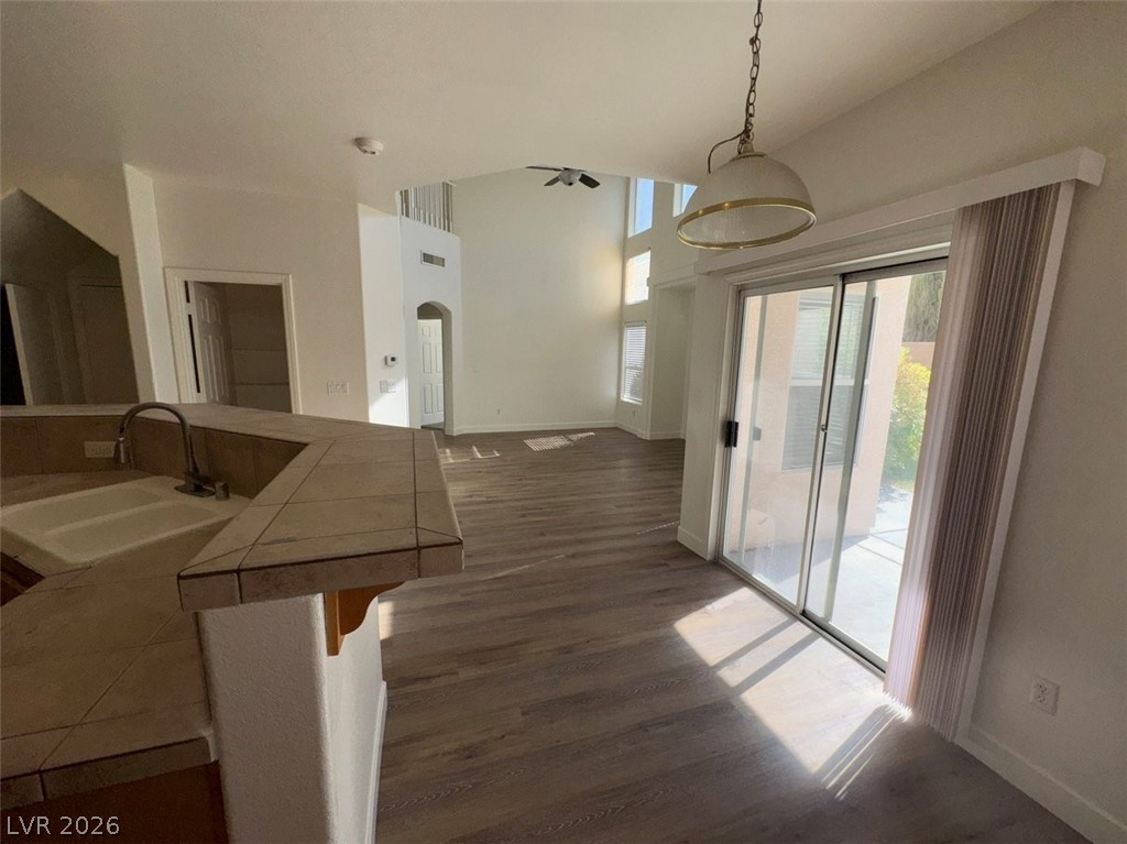 7633 Rainbow Cove Drive Property Photo 22
