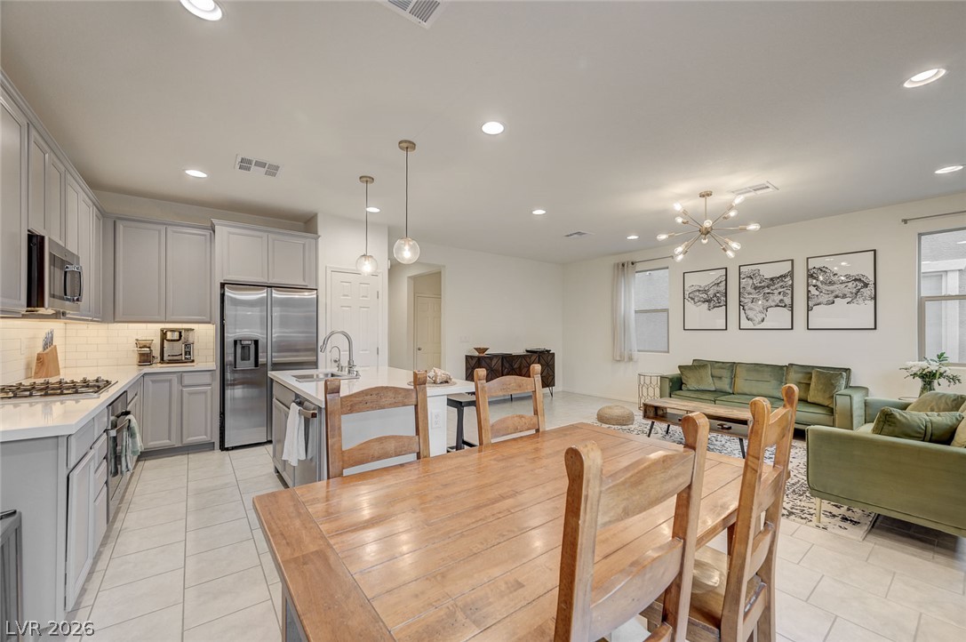4114 Billowing Breeze Avenue Property Photo 9