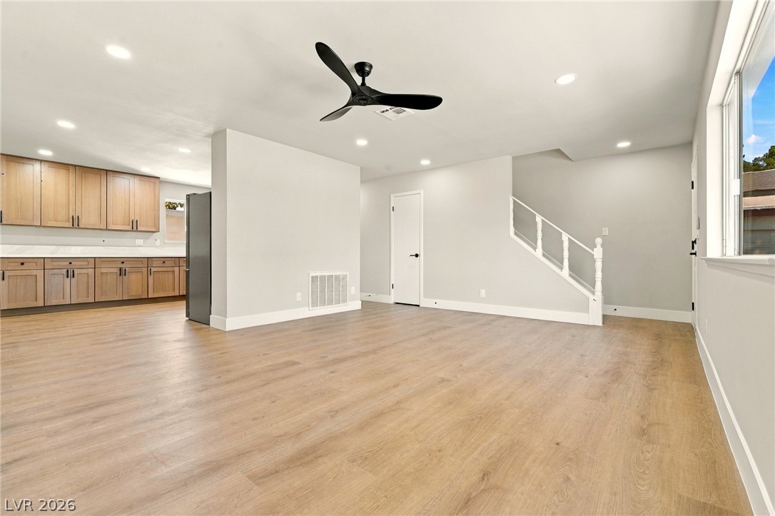 727 Greenbriar Townhouse Way Property Photo 3