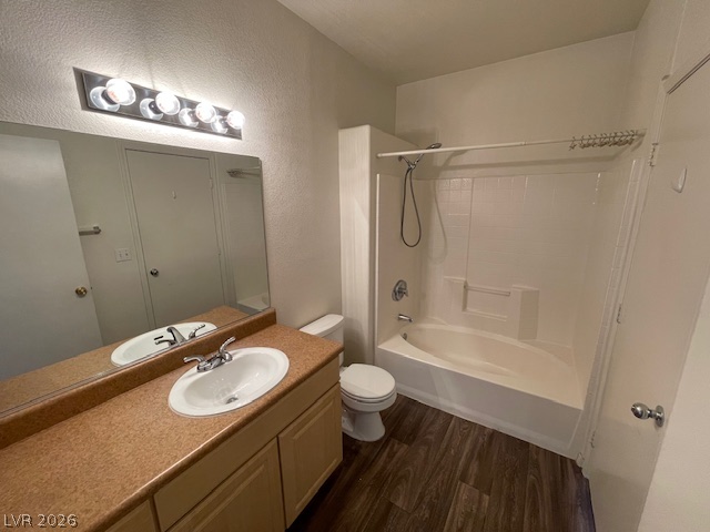 8250 North Grand Canyon Drive 2040 Property Photo 12
