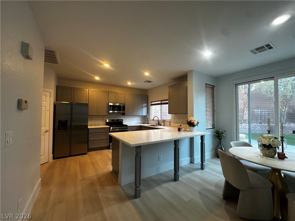 537 Lacabana Beach Drive Property Photo 12