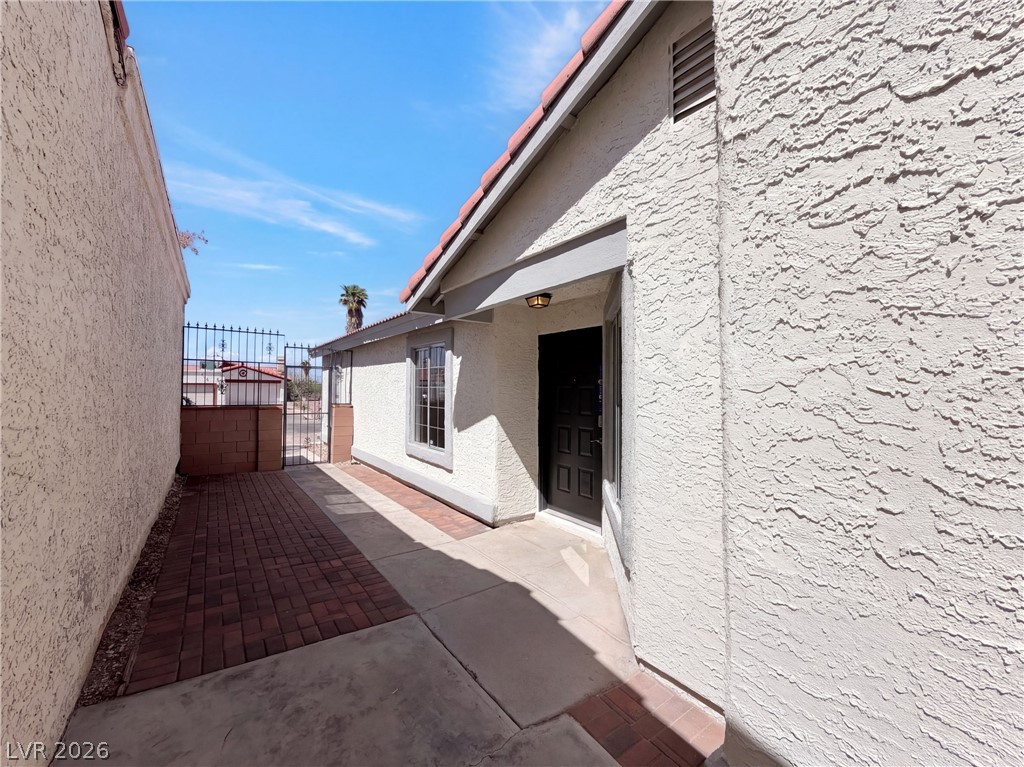 2304 Sabroso Street Property Photo 27