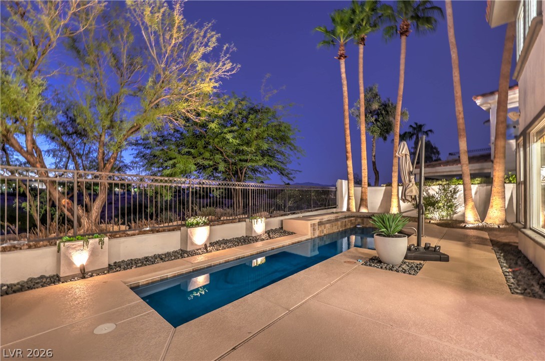 8432 Paseo Vista Drive Property Photo 31