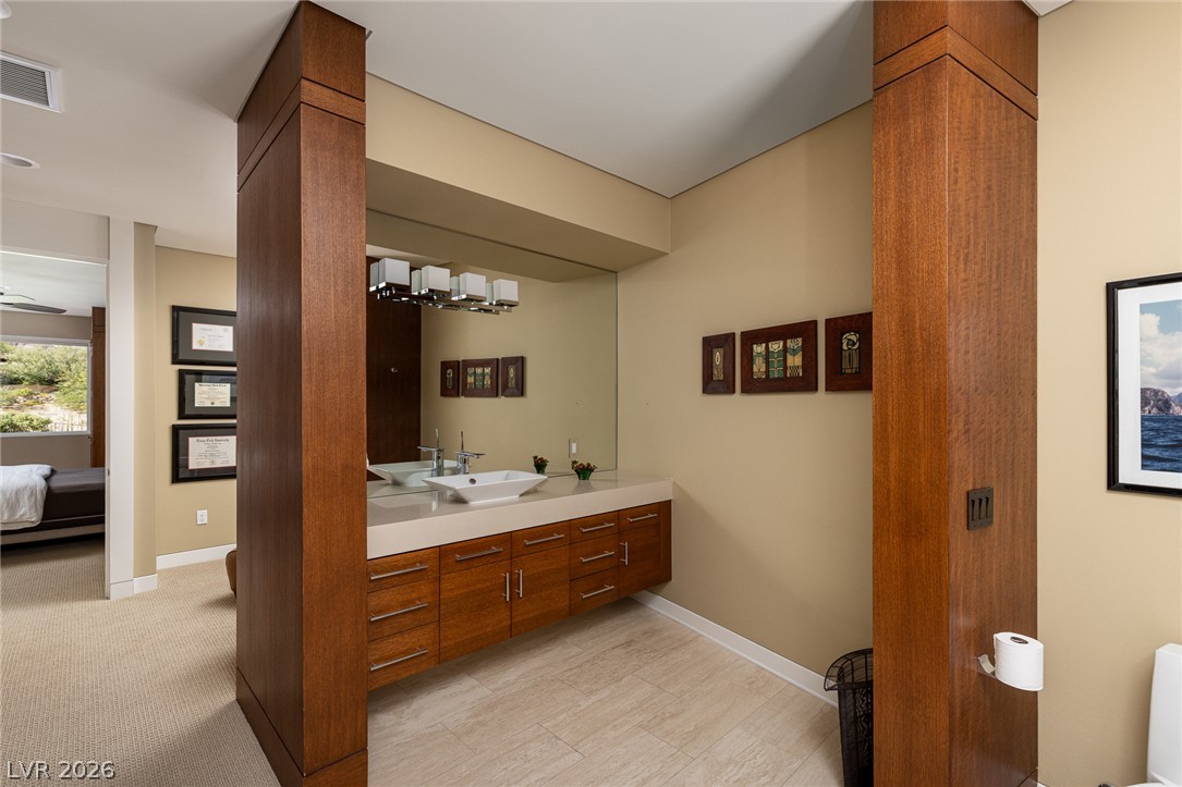 58 Meadowhawk Lane Property Photo 36