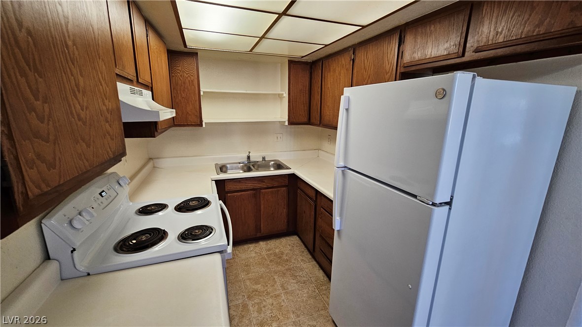 2771 Eldora Circle C Property Photo 5