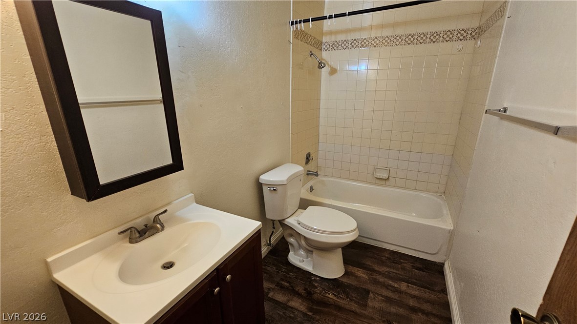 2771 Eldora Circle C Property Photo 6