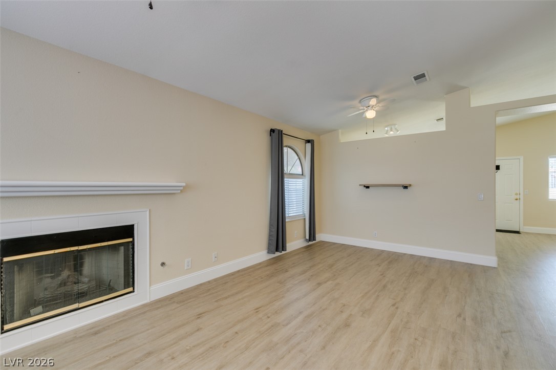 2325 Ramsgate Drive Property Photo 4