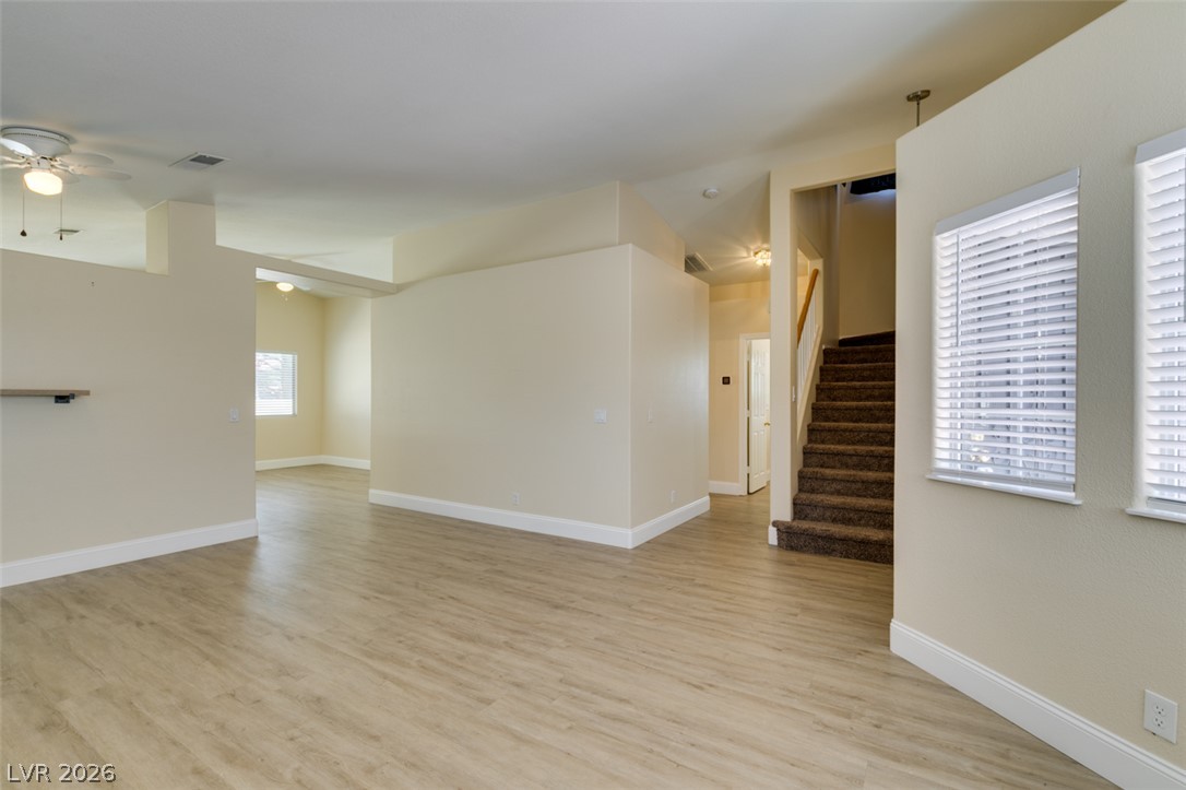 2325 Ramsgate Drive Property Photo 6